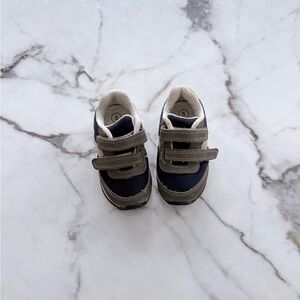 Kids Navy and Green Velcro Sneakers
